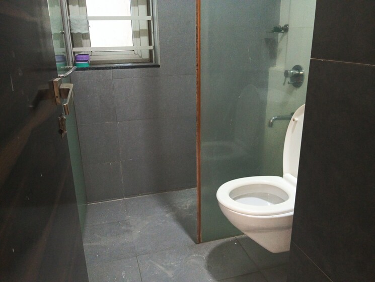 Bathroom, sheth-vasant-lawns 2 Bedroom 830 Sq.Ft. Apartment In Laxmi Nagar Thane 9482496