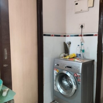 Bathroom in 3 BHK Apartment at Shubharambh Towers, Ghodbunder Road – for Rent