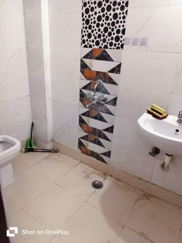 Bathroom in 3 BHK Apartment at Khirki Extension – for Rent