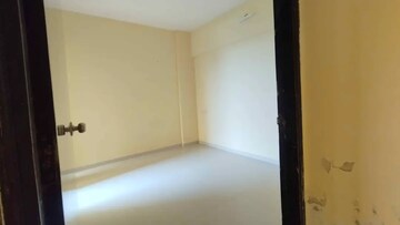 Room in 2 BHK Apartment at Vini Heights, Nalasopara West – for Rent