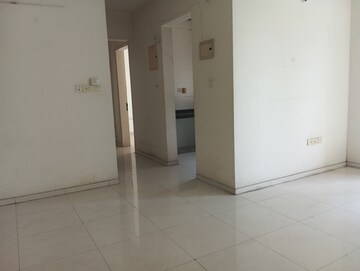 2 BHK Apartment For Sale in Sheth Vasant Lawns, Laxmi Nagar