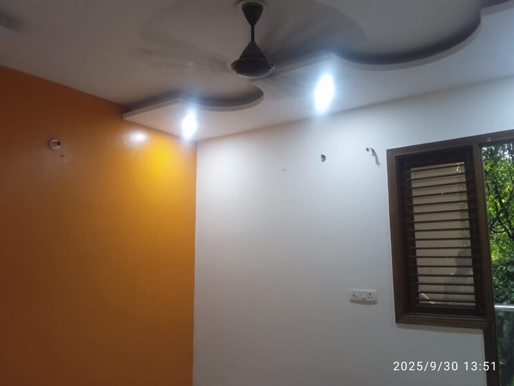 Room, vikas puri 1 Bedroom 400 Sq.Ft. Builder Floor In Vikas Puri Delhi 9482576