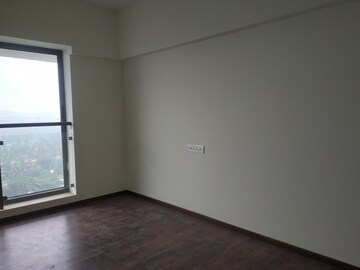 Room in 2 BHK Apartment at Spenta Alta Vista, Chembur – for Rent