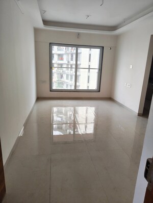 1 BHK Apartment For Rent in Je And Vee Om Trimurti, Malad East