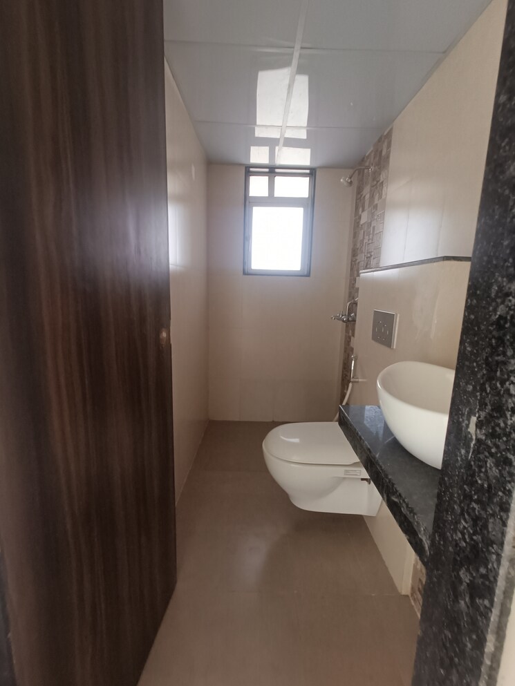Bathroom, jp-north-euphoria 3 Bedroom 915 Sq.Ft. Apartment In Mira Road Thane 9482653