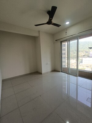 Master Bedroom in 3 BHK Apartment at JP North Euphoria, Mira Road – for Sale