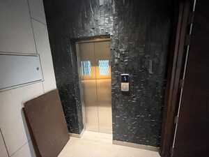 Building Lobby in 4 BHK Builder Floor at Janakpuri – for Sale