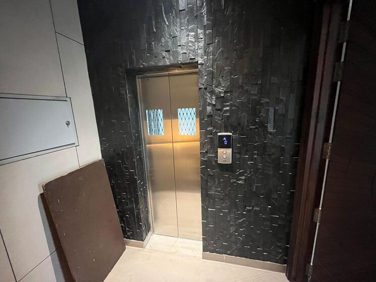 undefined, janakpuri 4 Bedroom 217 Sq.Yd. Builder Floor In Janakpuri Delhi 9482690