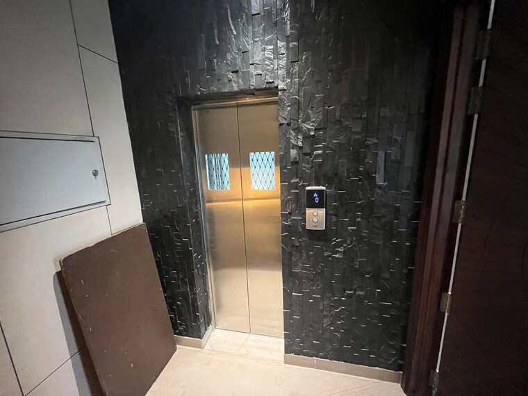 undefined, janakpuri 4 Bedroom 217 Sq.Yd. Builder Floor In Janakpuri Delhi 9482690