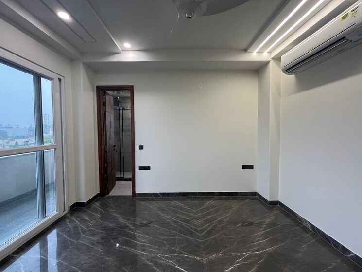 Room, janakpuri 4 Bedroom 217 Sq.Yd. Builder Floor In Janakpuri Delhi 9482690