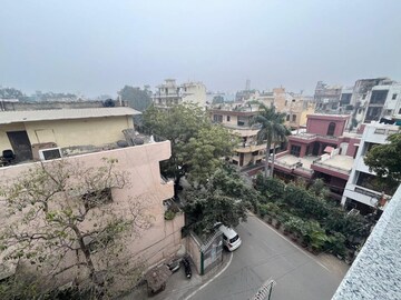 4 BHK Builder Floor – Exterior View View at Janakpuri - for Sale