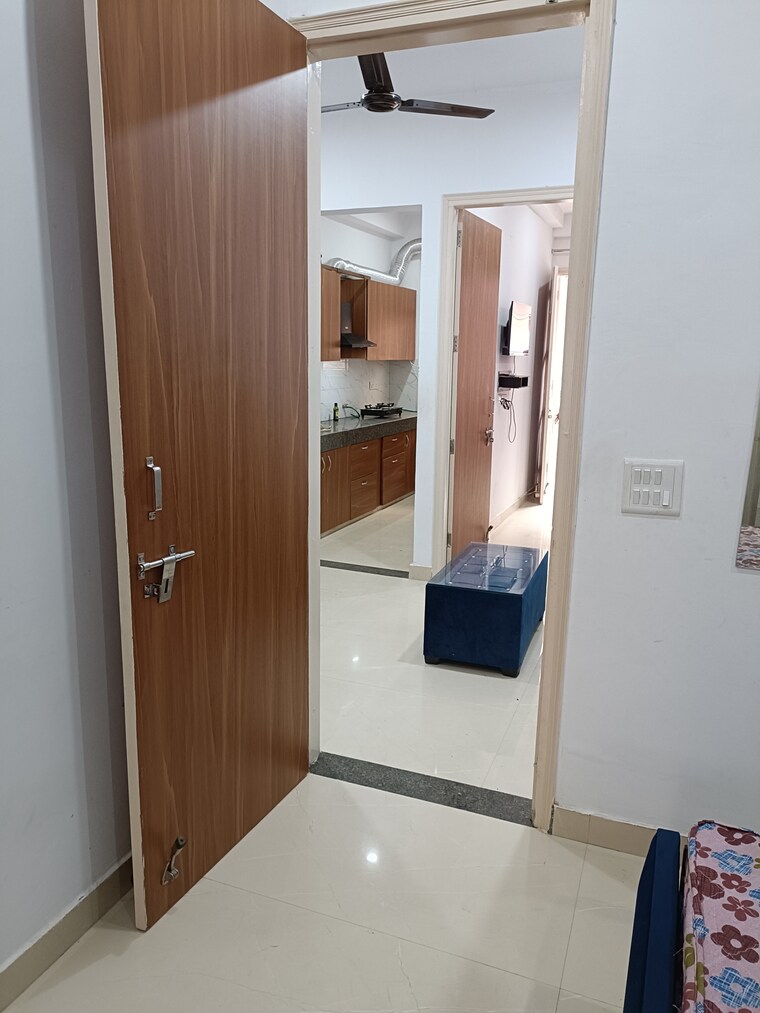 undefined, sector 52 6+ Bedroom 4500 Sq.Ft. Independent House In Sector 52 Gurgaon 9482627