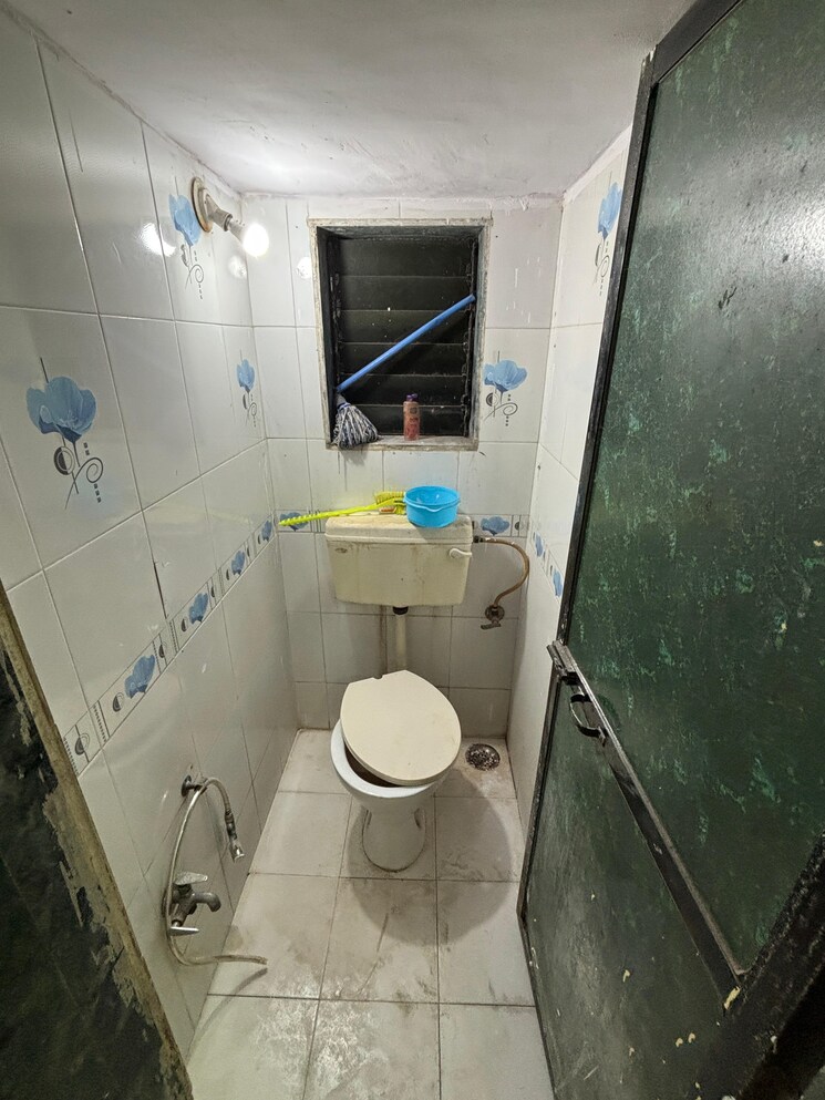 Bathroom, om-harmony 1 RK 450 Sq.Ft. Apartment In Sector 11 Kopar Khairane Navi Mumbai 9482686