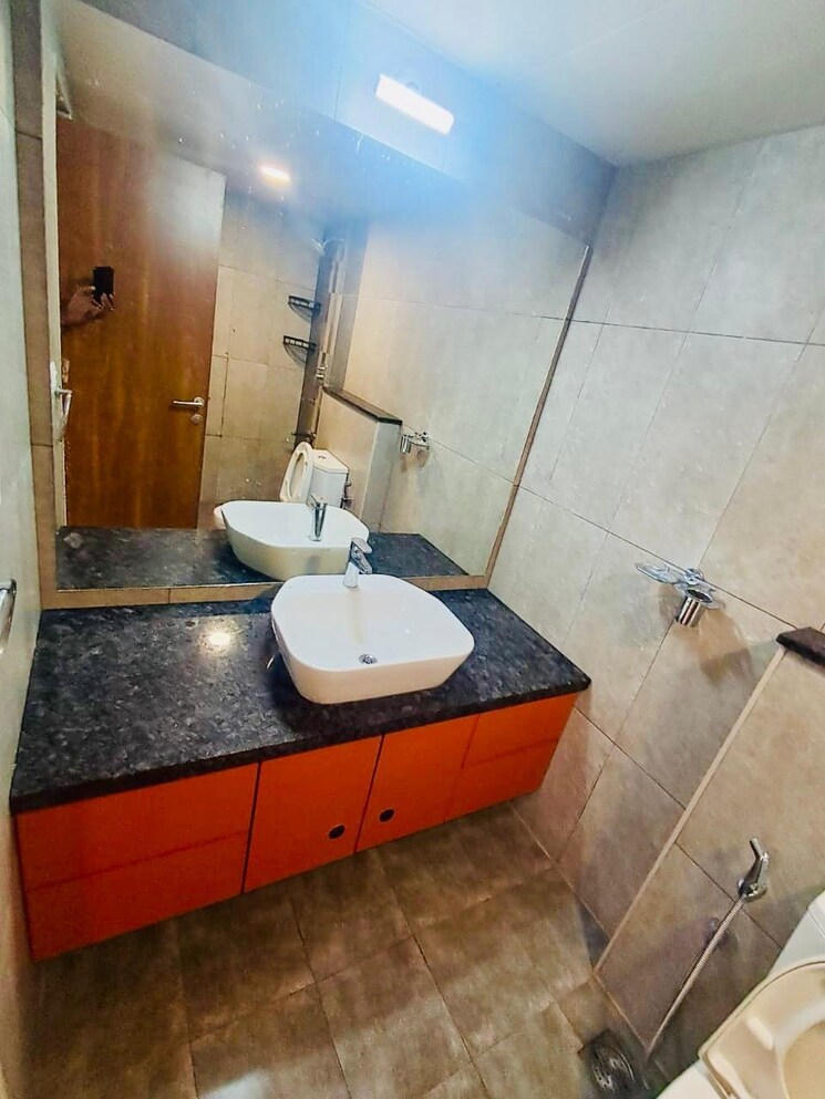 Bathroom, avalon-park-at-the-prestige-city 3 Bedroom 1898 Sq.Ft. Apartment In Sarjapur Road Bangalore 9482614