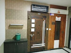 Furnished Amenities in 2 BHK Apartment at Gota – for Rent