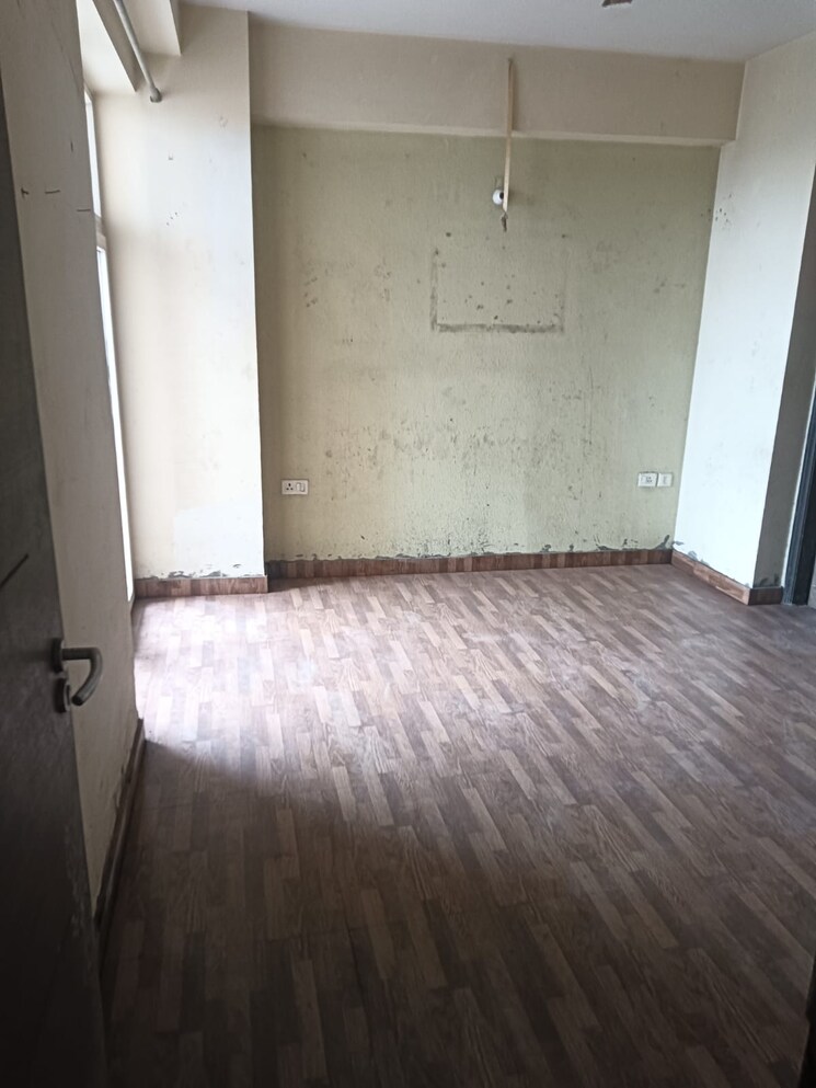 Bedroom, sai-residency-noida 1 Bedroom 650 Sq.Ft. Apartment In Sector 73 Noida 9482691