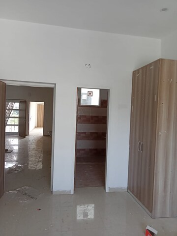 Room in 2 BHK Builder Floor at GMADA Eco City, North Mullanpur – for Rent