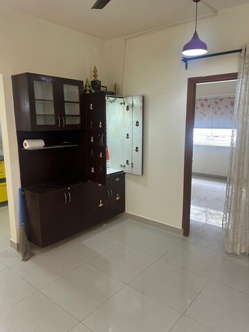 Room in 3 BHK Apartment at Mahendra Aarna, Electronic City Phase ii – for Rent