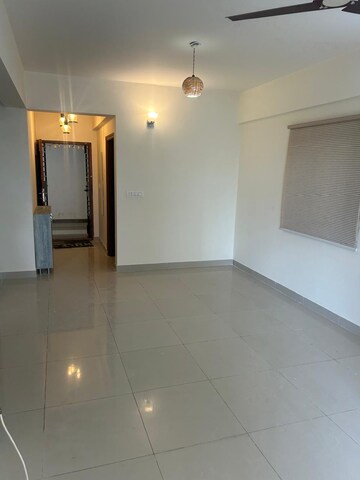 Room in 3 BHK Apartment at Mahendra Aarna, Electronic City Phase ii – for Rent