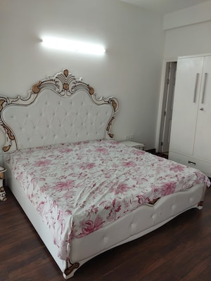 2 BHK Builder Floor For Rent in Sector 78