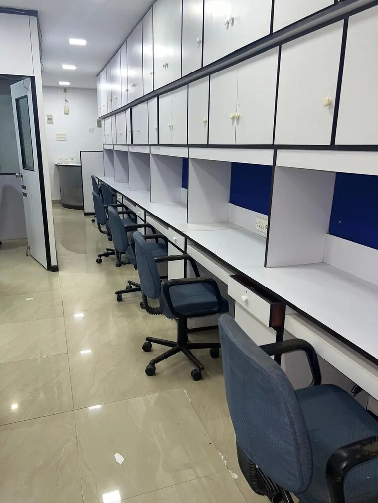 Team Area, bbd bagh Commercial Office Space 700 Sq.Ft. In Bbd Bagh Kolkata 9482716