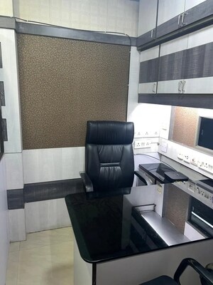  Office Space For Rent in Bbd Bagh