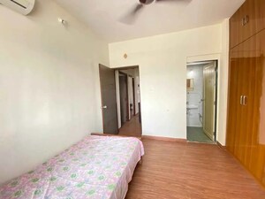 Room in 2 BHK Apartment at Blue Heaven CHS Nalasopara, Nalasopara West – for Sale