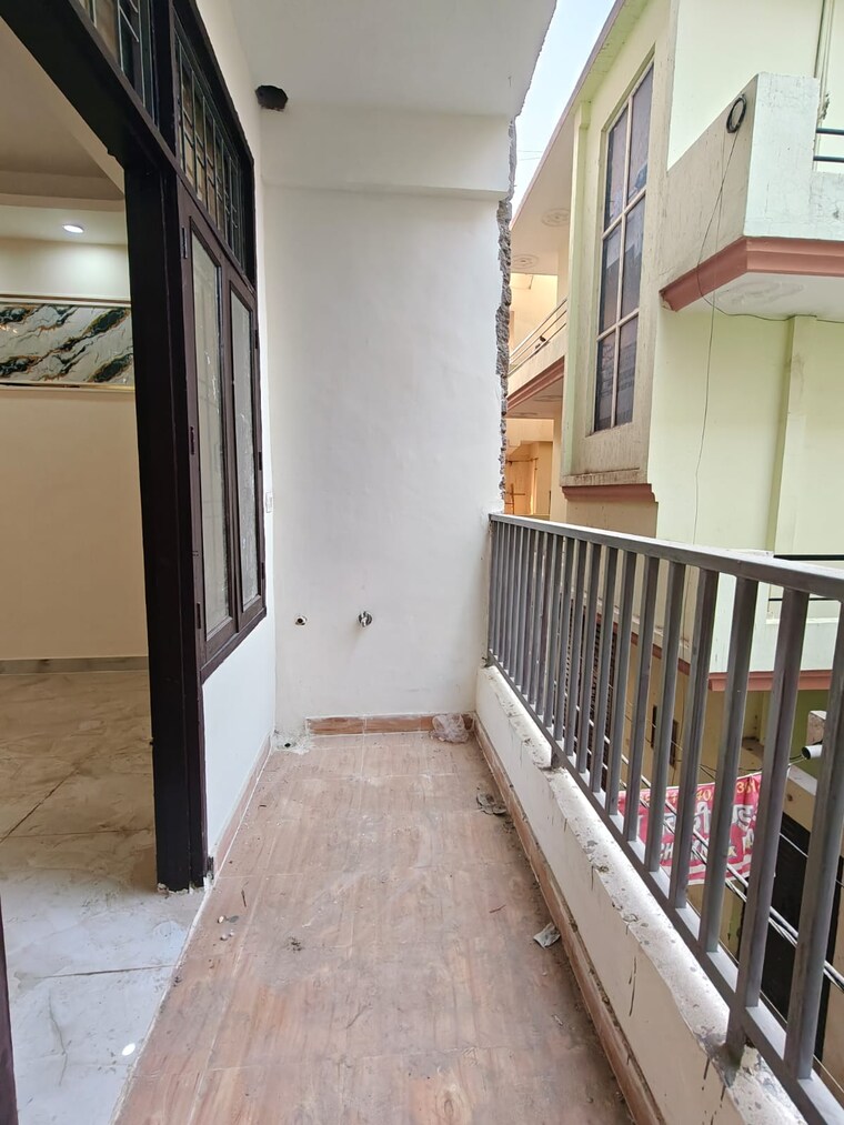 Balcony, rwa-apartments-sector-122 2 Bedroom 1025 Sq.Ft. Builder Floor In Sector 122 Noida 9482801