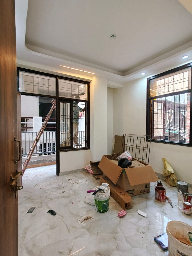 Living Room, rwa-apartments-sector-122 2 Bedroom 1025 Sq.Ft. Builder Floor In Sector 122 Noida 9482801