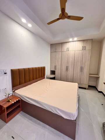 2 BHK Apartment For Rent in Saket