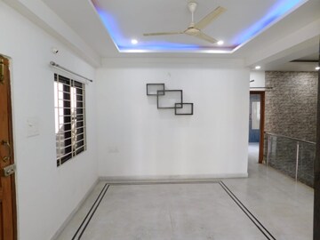 Room in 4 BHK Villa at Kondapur – for Rent