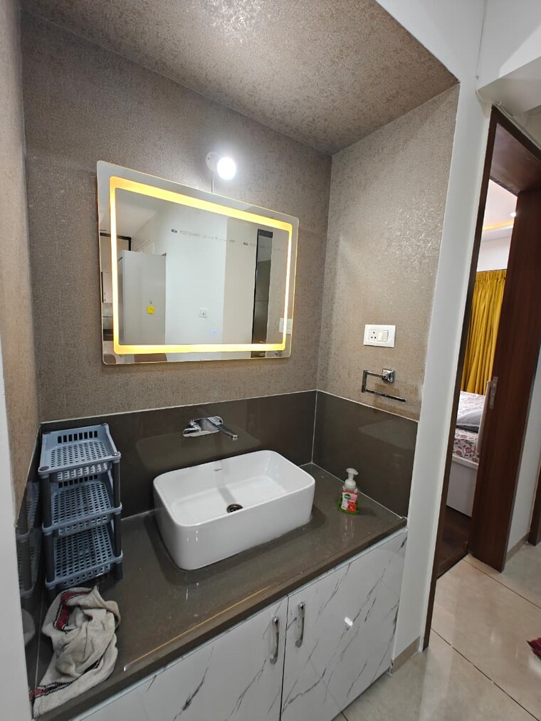 Bathroom, anand-eastwoods 2 Bedroom 803 Sq.Ft. Apartment In Viman Nagar Pune 9482738