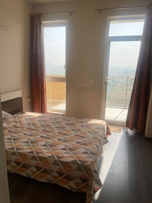 2 BHK Apartment For Rent in Ireo The Corridors, Sector 67a