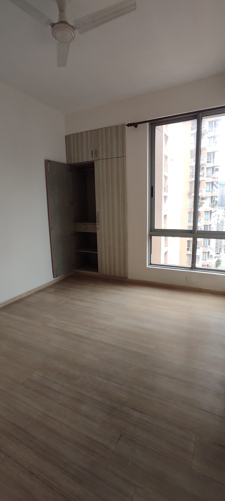 Kitchen, pioneer-park-phase-1 2 Bedroom 1300 Sq.Ft. Apartment In Sector 61 Gurgaon 9482894