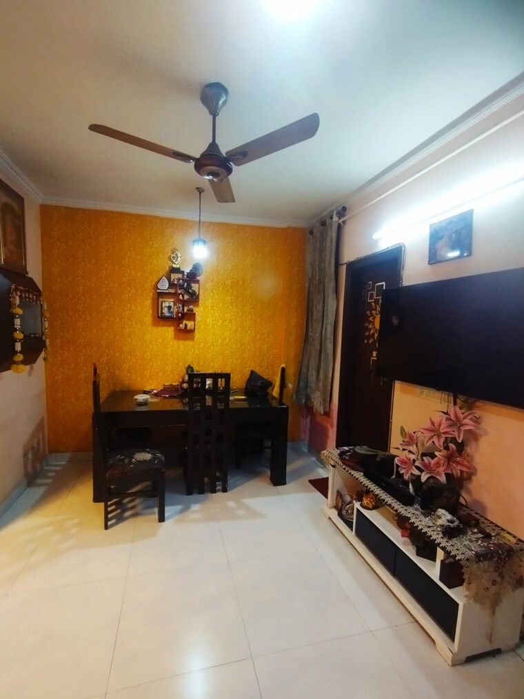 Living Room, hauz khas 3 Bedroom 1260 Sq.Ft. Builder Floor In Hauz Khas Delhi 9482909