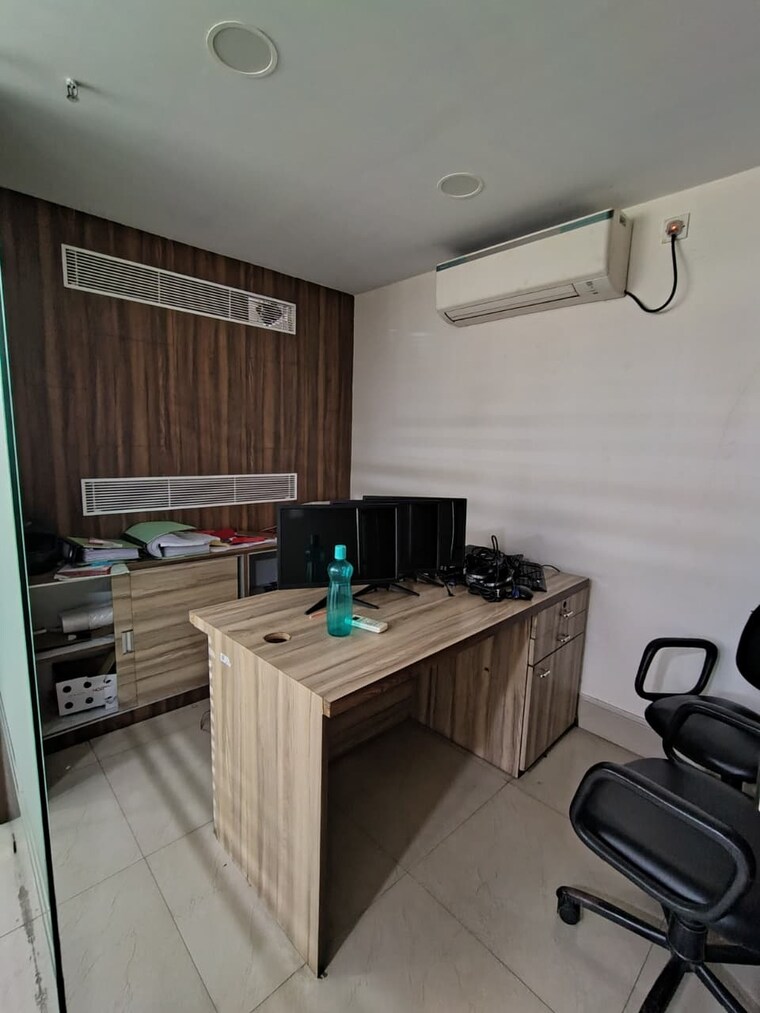 Team Area, salt lake sector v Commercial Office Space 800 Sq.Ft. In Salt Lake Sector V Kolkata 9482919