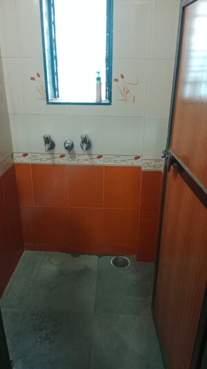 Furnished Amenities in 1 BHK Apartment at Sadhana Chs Tilak Nagar, Tilak Nagar – for Rent