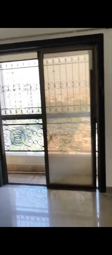 Room in 1 BHK Apartment at Regency Estate, Dombivli East – for Rent