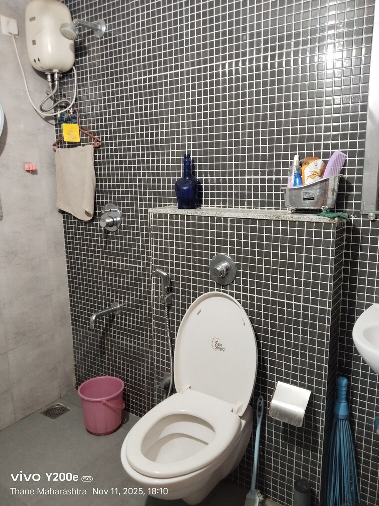 Bathroom, lodha-lakeshore-greens 2 Bedroom 738 Sq.Ft. Apartment In Dombivli East Thane 9483064