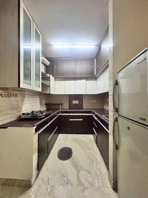 Master Bedroom in 3 BHK Builder Floor at Safdarjung Enclave – for Rent