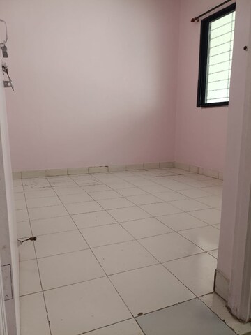 Room in 2 BHK Apartment at Sun City, Sinhagad Road – for Rent