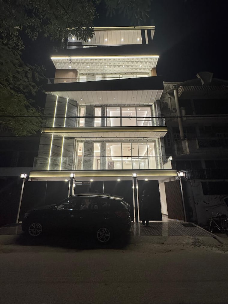 Exterior View, jungpura extension 3 Bedroom 208 Sq.Mt. Builder Floor In Jungpura Extension Delhi 9483175