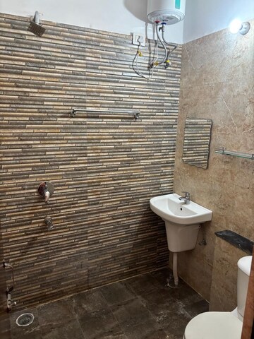  3 BHK Apartment at Motiaz Royal Citi, Ambala Highway – for Rent