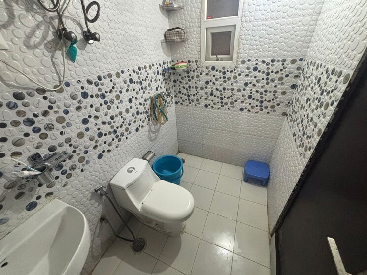 Bathroom, sector 4 wave city 2 Bedroom 1220 Sq.Ft. Apartment In Sector 4 Wave City Ghaziabad 9483185
