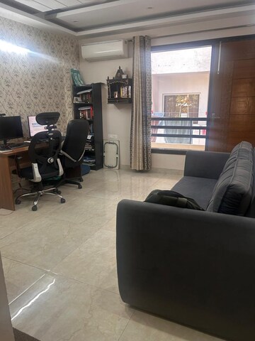 Living Room in 3 BHK Builder Floor at M3M Atrium, Sector 57 – for Rent