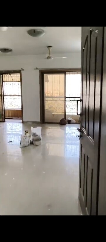 Room in 1 BHK Apartment at Regency Estate, Dombivli East – for Rent