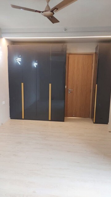 Room in 2 BHK Apartment at M3M Heights, Sector 65 – for Rent