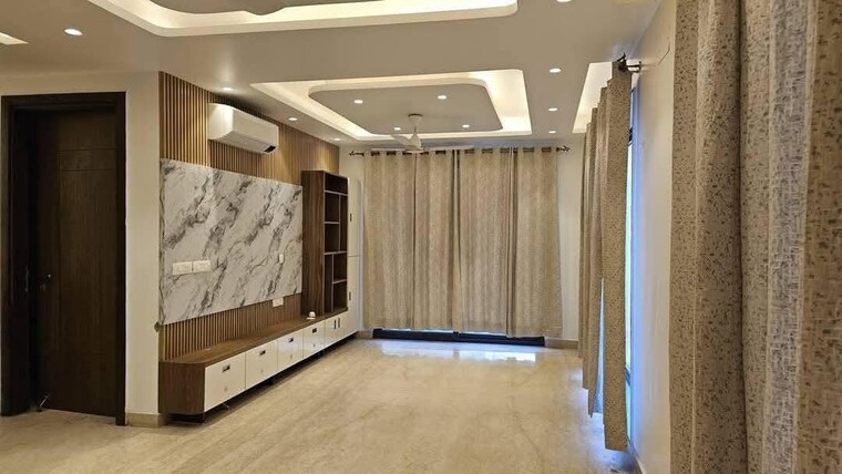Room, sector 4 2 Bedroom 900 Sq.Ft. Builder Floor In Sector 4 Gurgaon 9484408