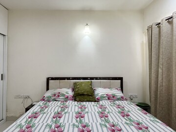 Bedroom in 2 BHK Apartment at Hubtown Vedant, Sion East – for Sale