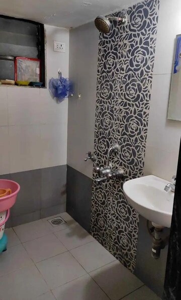 Bathroom in 1 BHK Apartment at Shree Ostwal Onyx, Bhayandar East – for Rent